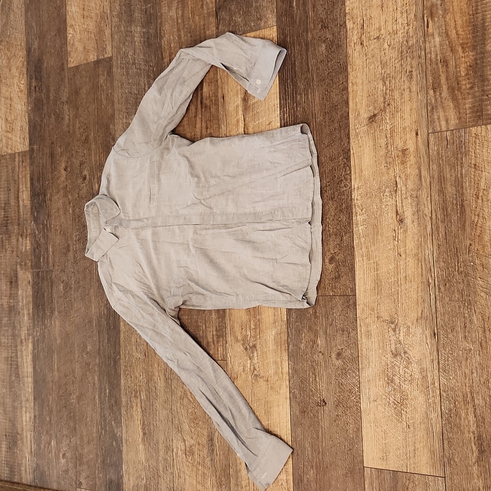 Lululemon Long Sleeve Button Down Shirt